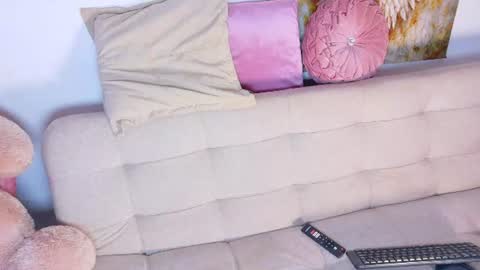 Snapshot of sofiastanley chatting on 06/21/26, 10:56 Sofia Stanley online show from 06/21/26, 10:56