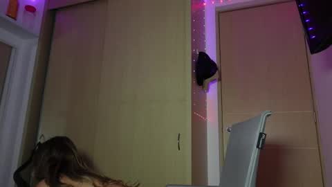 Sofi online show from 09/11/25, 02:33