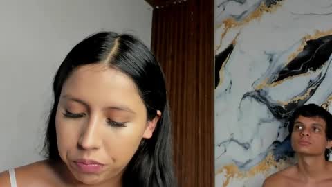 Snapshot of sofiaxnoah chatting on 04/21/26, 12:33 Sofia and Noah online show from 04/21/26, 12:33