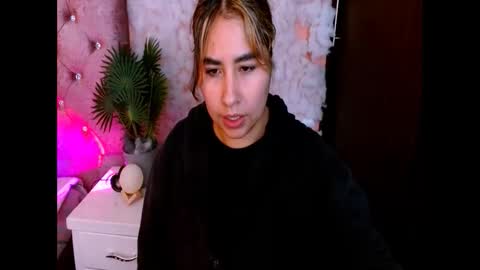 SOFIA online show from 03/27/26, 12:27