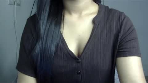 Snapshot of sofie_diva chatting on 01/03/25, 05:42 divya online show from 01/03/25, 05:42