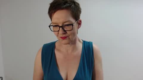 Snapshot of sofie_velvet chatting on 02/10/26, 03:16 Sofie Velvet online show from 02/10/26, 03:16