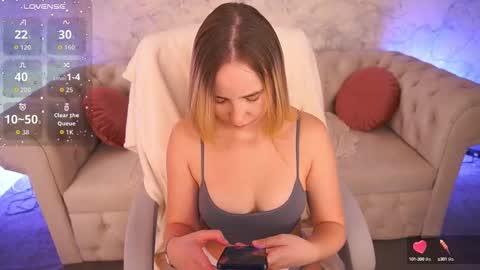 Sofie online show from 09/18/25, 10:34