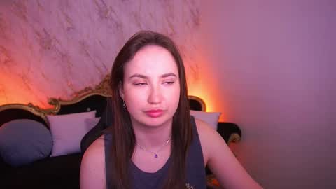 Snapshot of sofiebloom chatting on 03/18/26, 04:04 Sofie online show from 03/18/26, 04:04