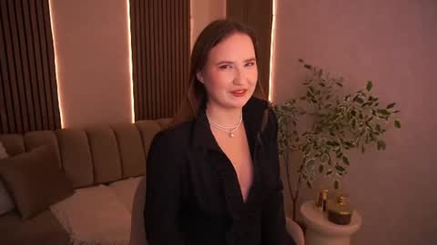 Snapshot of sofiebloom chatting on 07/11/26, 08:00 Sofie online show from 07/11/26, 08:00