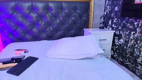 Sofie Rosee online show from 02/17/25, 04:48