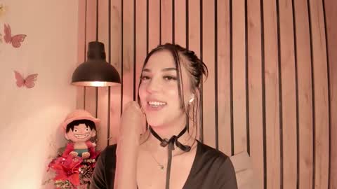 Snapshot of sofiesoft chatting on 01/13/26, 05:51 Sofie online show from 01/13/26, 05:51