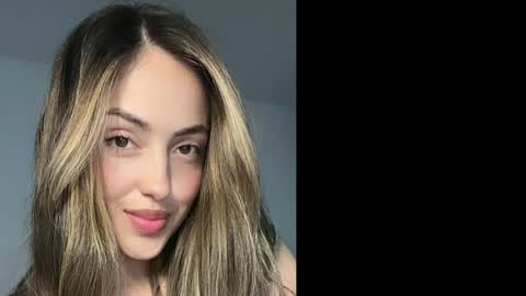 Snapshot of sofii_100 chatting on 04/10/26, 04:33 Sofi online show from 04/10/26, 04:33