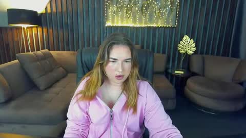 Snapshot of sofii_darling chatting on 05/29/26, 04:49 sofii_darling online show from 05/29/26, 04:49