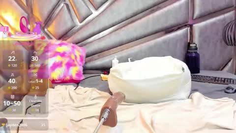 KELLY-HILL online show from 03/04/26, 01:17