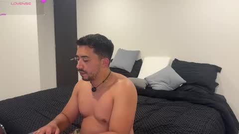 Snapshot of sofii_n_diego chatting on 04/26/26, 11:13 sofii_n_diego online show from 04/26/26, 11:13