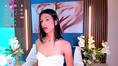 Sofi online show from 02/28/25, 01:36