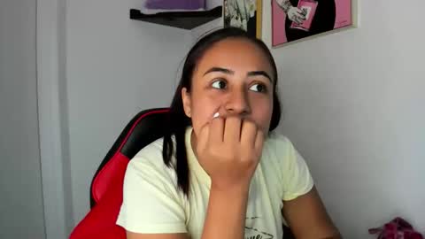 sofiia rodriguez online show from 12/03/25, 02:26