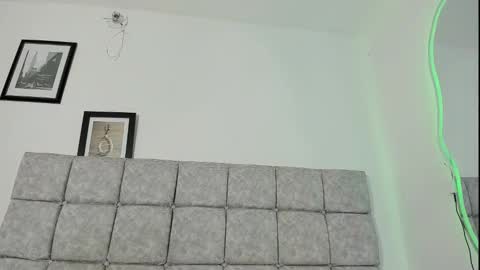 sofiia_smith_ online show from 01/15/26, 06:44