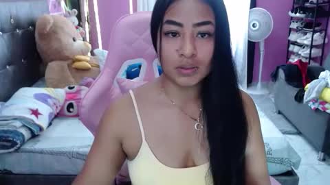 Snapshot of sofiiadreams chatting on 02/04/26, 06:58 sofia Dreams online show from 02/04/26, 06:58