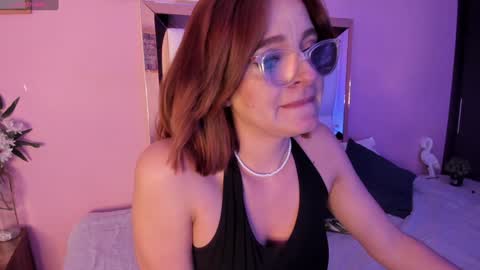 Snapshot of sofiiagudelo chatting on 01/03/25, 07:38 Sofi agudelo online show from 01/03/25, 07:38