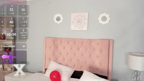 Snapshot of sofiiagudelo chatting on 02/15/25, 06:44 Sofi agudelo online show from 02/15/25, 06:44