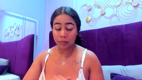 Snapshot of sofiifox chatting on 10/29/25, 08:21 sofiifox online show from 10/29/25, 08:21