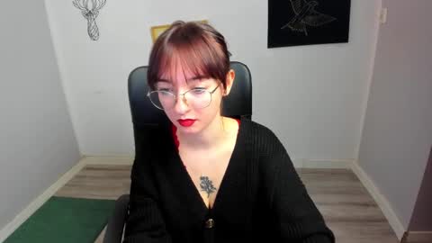 Snapshot of sofiii__ chatting on 12/03/24, 11:55 Sofie online show from 12/03/24, 11:55