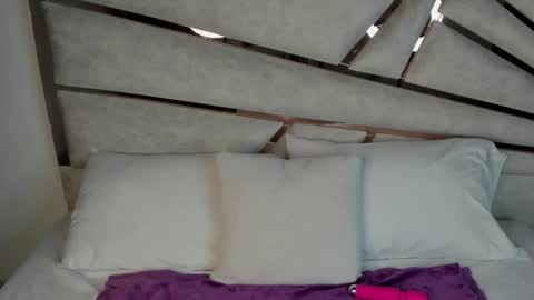 sofijohnsonx online show from 01/07/26, 12:07