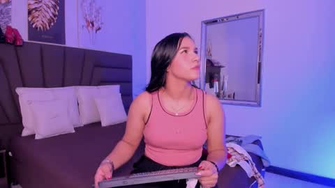 Snapshot of sofiperez_ chatting on 02/12/26, 11:27 online show from 02/12/26, 11:27