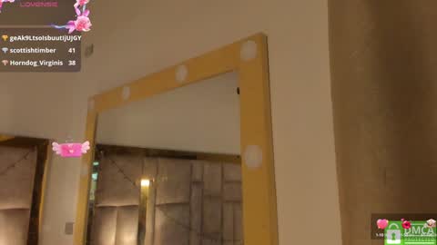 Sofia online show from 02/05/25, 03:02