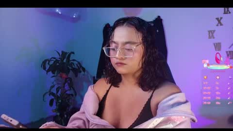 Snapshot of sofitabares_ chatting on 12/20/25, 09:22 Demi Sofia online show from 12/20/25, 09:22