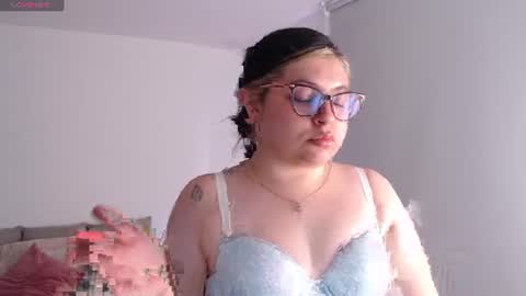 Snapshot of sofix_ chatting on 06/22/26, 09:34 Lau online show from 06/22/26, 09:34