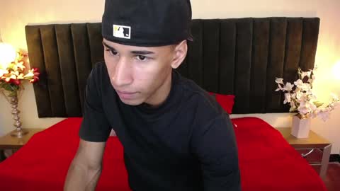 Cam and Amy online show from 03/31/26, 07:58