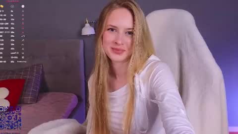 Snapshot of soft_babe chatting on 07/21/26, 07:49 Milisa online show from 07/21/26, 07:49