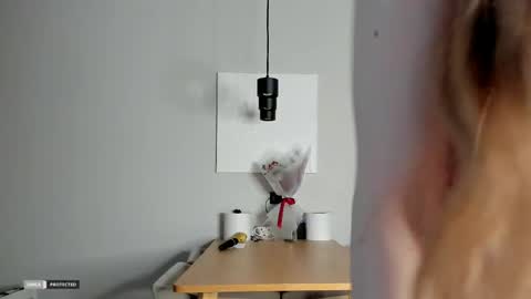 Snapshot of soft_katy chatting on 04/15/26, 08:31 kitty katy online show from 04/15/26, 08:31