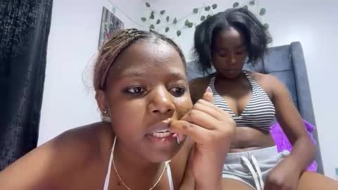 soft_nicole online show from 02/07/26, 07:28