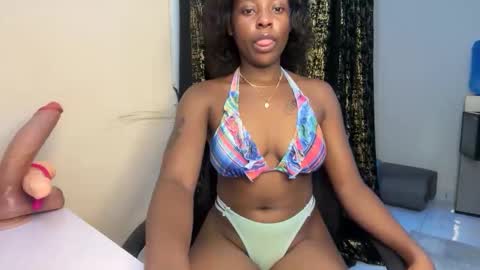 Snapshot of soft_nicole chatting on 04/30/26, 01:01 soft_nicole online show from 04/30/26, 01:01