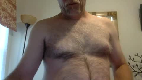 Snapshot of softball8888 chatting on 06/16/26, 05:15 softball8888 online show from 06/16/26, 05:15