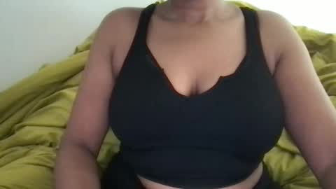 Snapshot of softberrry chatting on 02/07/26, 07:28 Jade online show from 02/07/26, 07:28