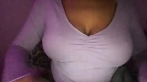 Snapshot of softberrry chatting on 02/17/26, 11:29 Jade online show from 02/17/26, 11:29