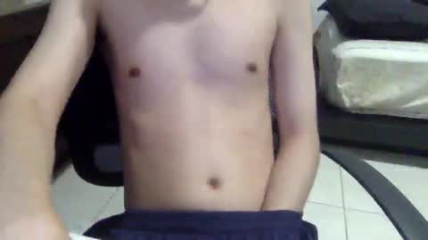 Snapshot of softedge04 chatting on 01/17/26, 06:44 softedge04 online show from 01/17/26, 06:44