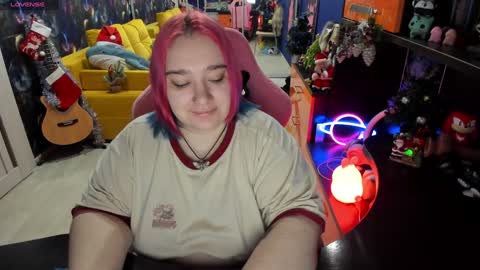 Sofie online show from 12/25/24, 02:03