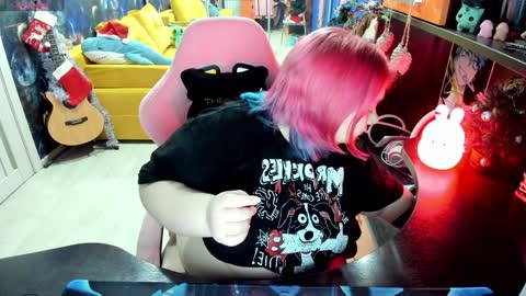 Sofie online show from 12/31/24, 01:57