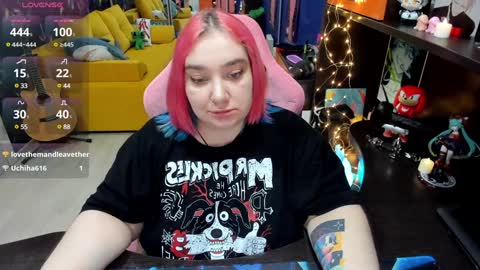 Sofie online show from 01/21/25, 05:38