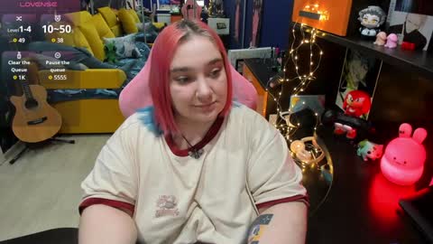 Sofie online show from 02/04/25, 01:38