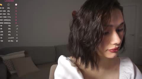 Snapshot of softmoonlight chatting on 12/23/25, 05:16 softmoonlight online show from 12/23/25, 05:16