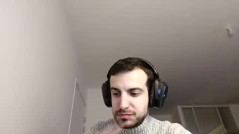 Snapshot of softndwear chatting on 01/15/25, 06:40 SOFT online show from 01/15/25, 06:40