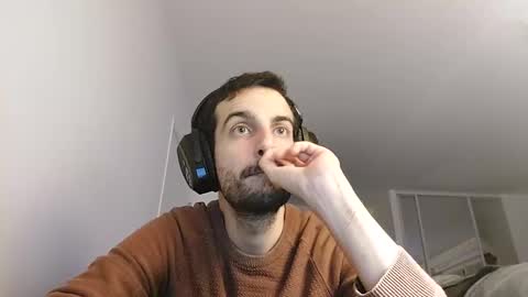 Snapshot of softndwear chatting on 02/05/25, 06:59 SOFT online show from 02/05/25, 06:59