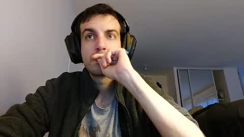 Snapshot of softndwear chatting on 02/16/25, 05:37 SOFT online show from 02/16/25, 05:37