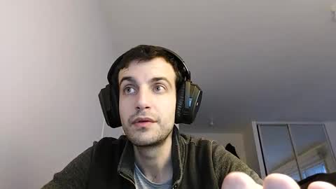 Snapshot of softndwear chatting on 02/17/25, 05:43 SOFT online show from 02/17/25, 05:43