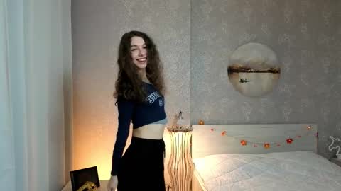 Kelly online show from 11/10/25, 03:00