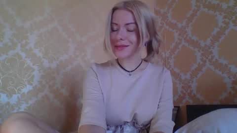Snapshot of softy_aura chatting on 07/20/26, 09:45 softy_aura online show from 07/20/26, 09:45