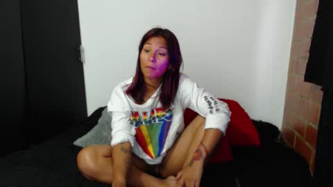 Snapshot of sofy_dep chatting on 10/04/25, 10:08  Sofy  online show from 10/04/25, 10:08
