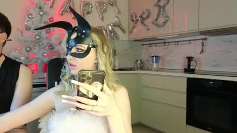 SOFYandMIKE online show from 01/06/26, 07:28